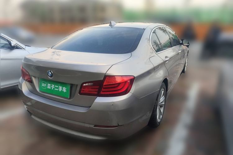 Used BMW 5 Series 2013 525Li Leading Model Rear Right 45 Deg