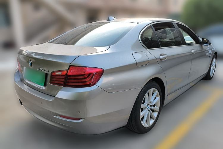 Used BMW 5 Series 2013 530Li Leading Model Rear Right 45 Deg