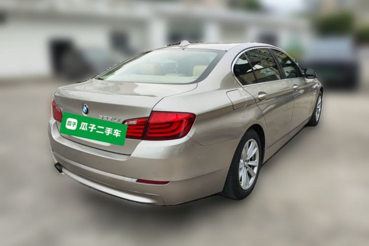 Used BMW 5 Series 2013 525Li Luxury Model Rear Right 45 Deg