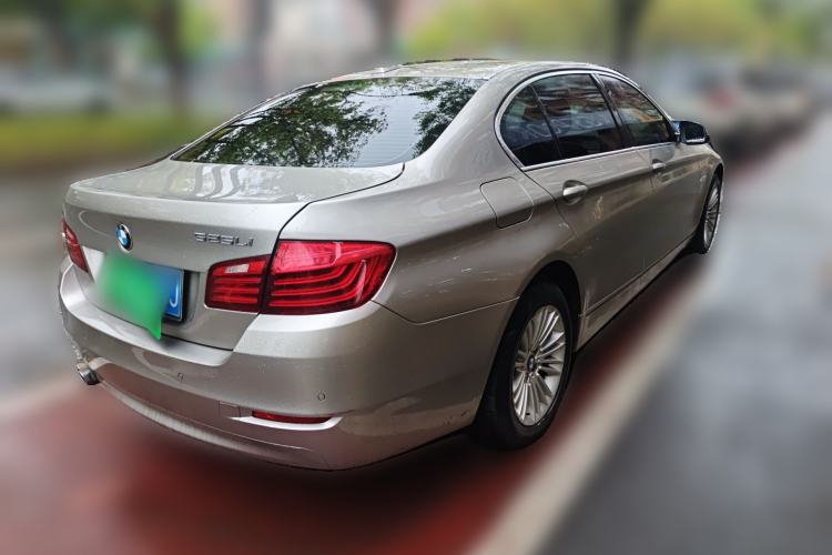 Used BMW 5 Series 2013 525Li Leading Model Rear Right 45 Deg