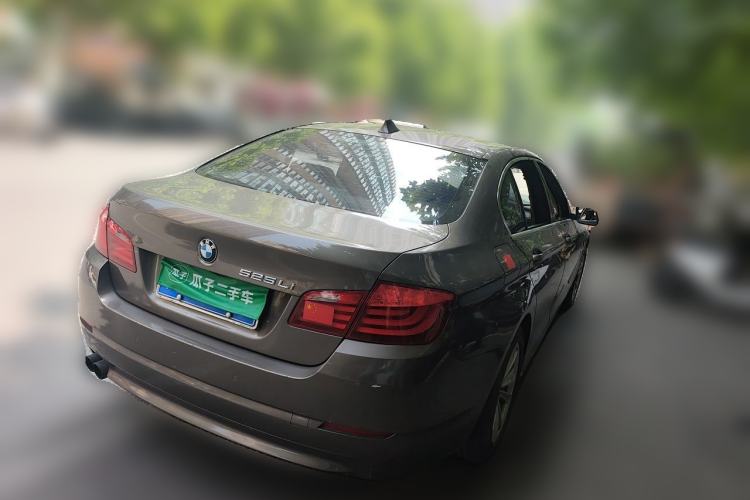 Used BMW 5 Series 2013 525Li Luxury Model Rear Right 45 Deg