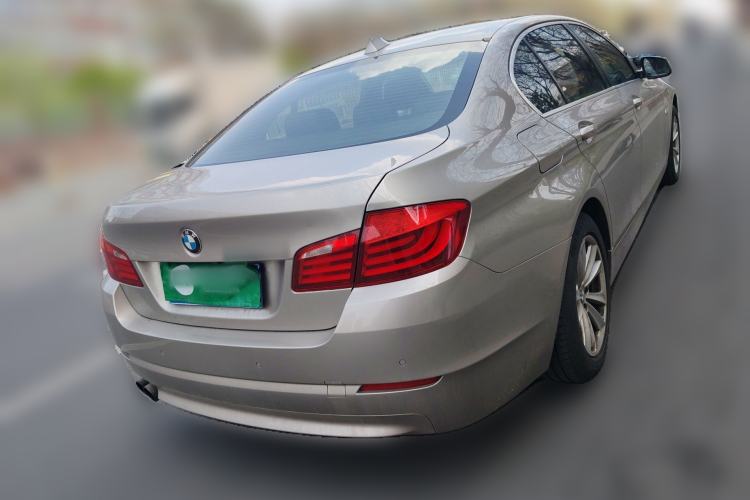 Used BMW 5 Series 2013 525Li Luxury Model Rear Right 45 Deg