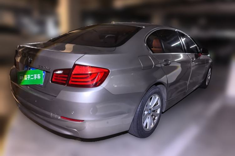 Used BMW 5 Series 2013 520Li Elegant Edition Rear Right 45 Deg