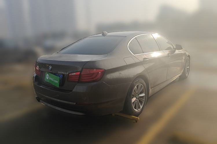 Used BMW 5 Series 2013 525Li Leading Model Rear Right 45 Deg