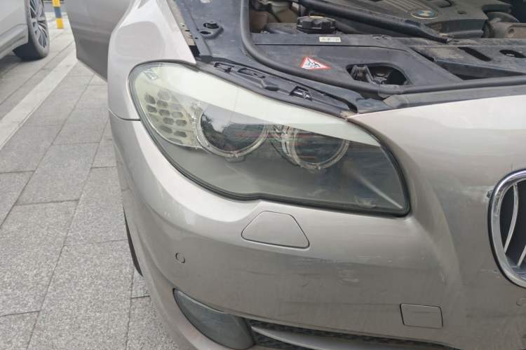 Used BMW 5 Series 2013 530Li Leading Model Right Front Headlight