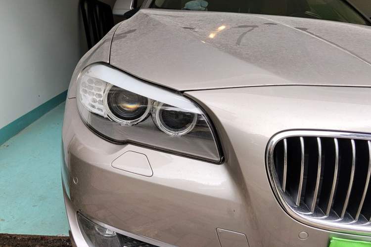 Used BMW 5 Series 2013 525Li Luxury Model Right Front Headlight