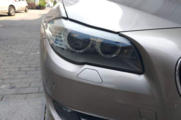 Used BMW 5 Series 2013 520Li Elegant Edition Right Front Headlight