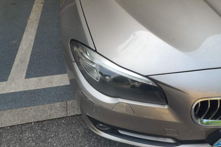 Used BMW 5 Series 2013 520i Elegant Edition Right Front Headlight