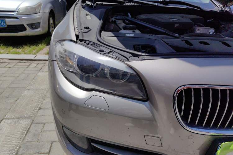 Used BMW 5 Series 2013 525Li Luxury Model Right Front Headlight