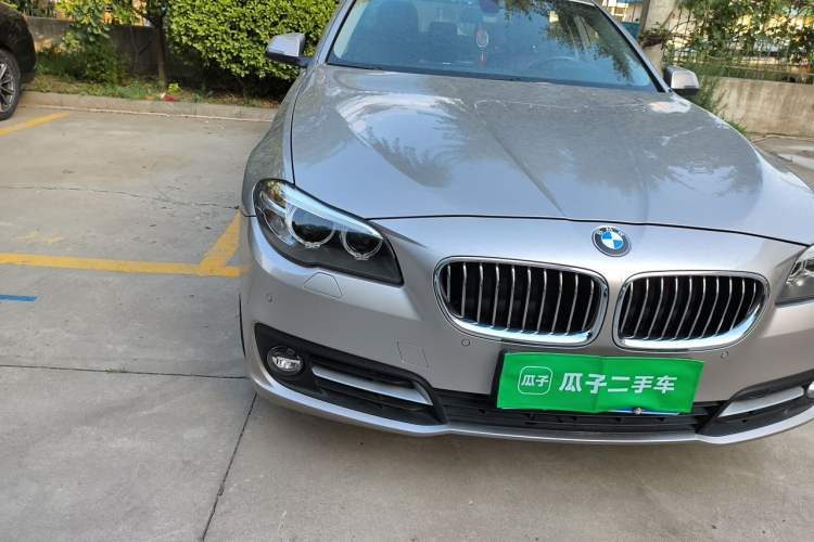 Used BMW 5 Series 2013 530Li Leading Model Right Front Headlight