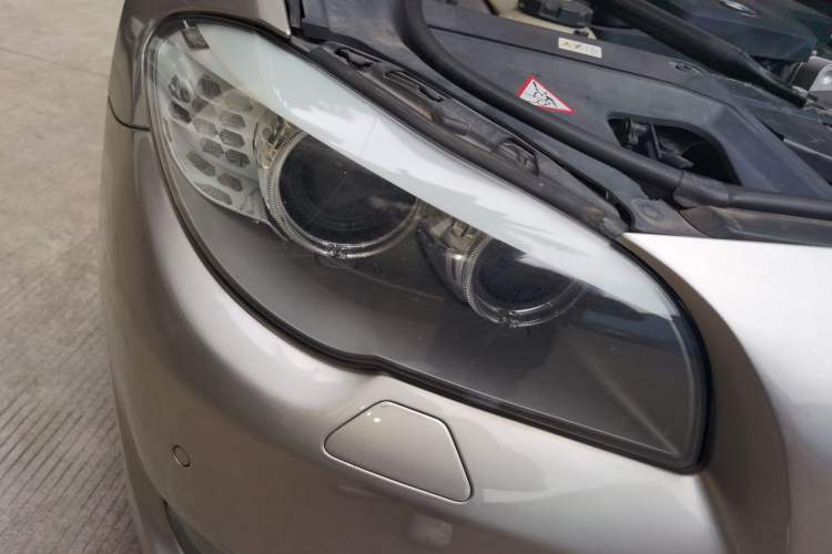 Used BMW 5 Series 2013 525Li Leading Model Right Front Headlight