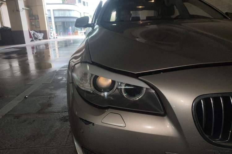 Used BMW 5 Series 2013 525Li Leading Model Right Front Headlight