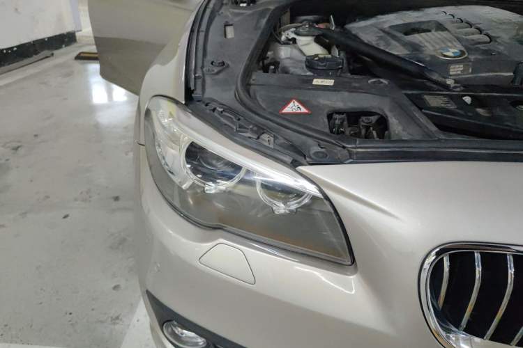 Used BMW 5 Series 2013 530Li Leading Model Right Front Headlight