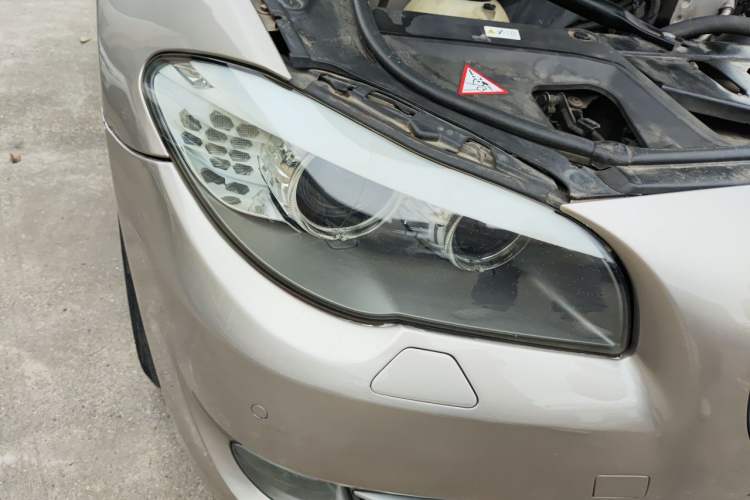 Used BMW 5 Series 2013 525Li Luxury Model Right Front Headlight