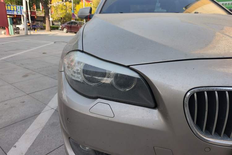 Used BMW 5 Series 2013 525Li Luxury Model Right Front Headlight