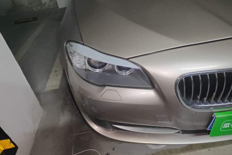 Used BMW 5 Series 2013 530Li Leading Model Right Front Headlight