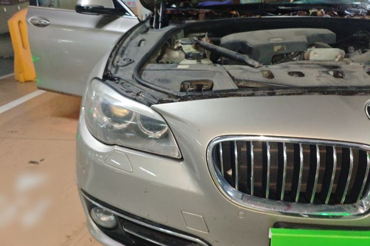 Used BMW 5 Series 2013 525Li Leading Model Right Front Headlight