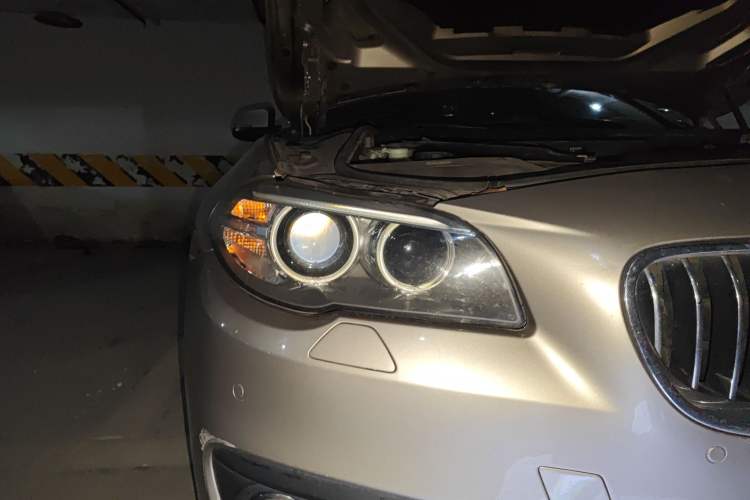 Used BMW 5 Series 2013 520Li Elegant Edition Right Front Headlight