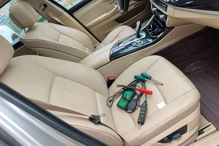 Used BMW 5 Series 2013 520Li Elegant Edition Right Front Seat