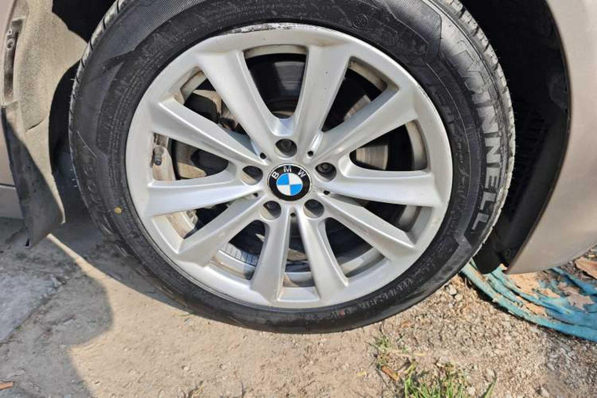 Used BMW 5 Series 2013 520Li Elegant Edition Right Front Wheel Hub