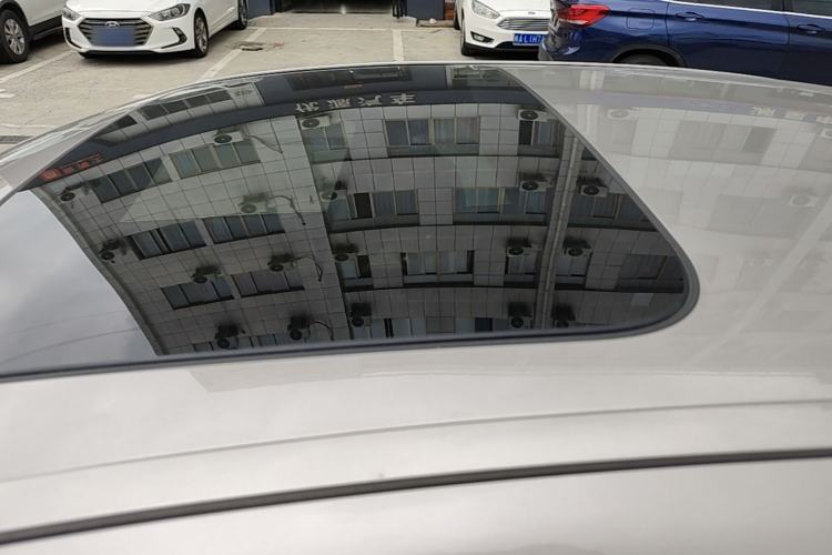 Used BMW 5 Series 2013 520Li Elegant Edition Roof