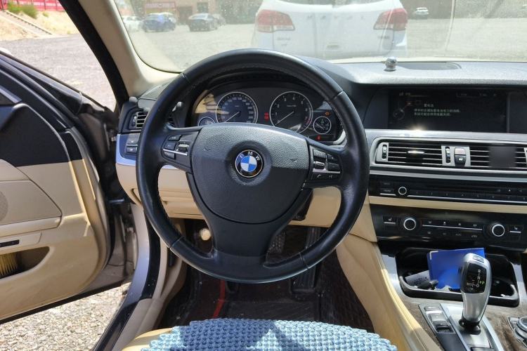 Used BMW 5 Series 2013 525Li Luxury Model Steering Wheel