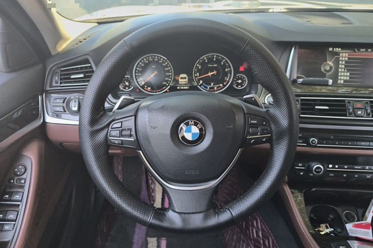 Used BMW 5 Series 2013 535Li Leading Model Steering Wheel