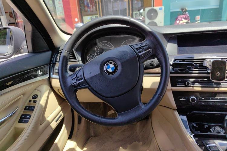 Used BMW 5 Series 2013 525Li Luxury Model Steering Wheel