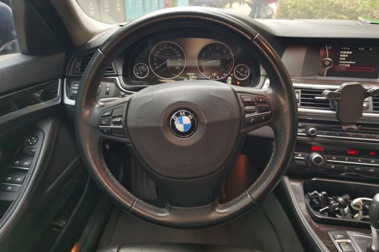 Used BMW 5 Series 2013 525Li Leading Model Steering Wheel