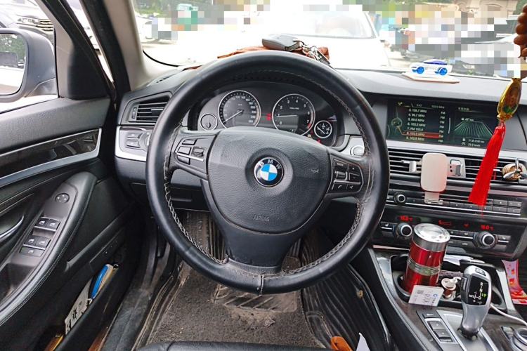 Used BMW 5 Series 2013 525Li Luxury Model Steering Wheel