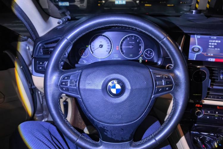 Used BMW 5 Series 2013 520Li Elegant Edition Steering Wheel