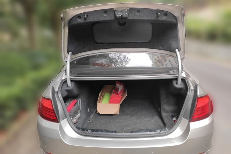 Used BMW 5 Series 2013 520Li Elegant Edition Trunk