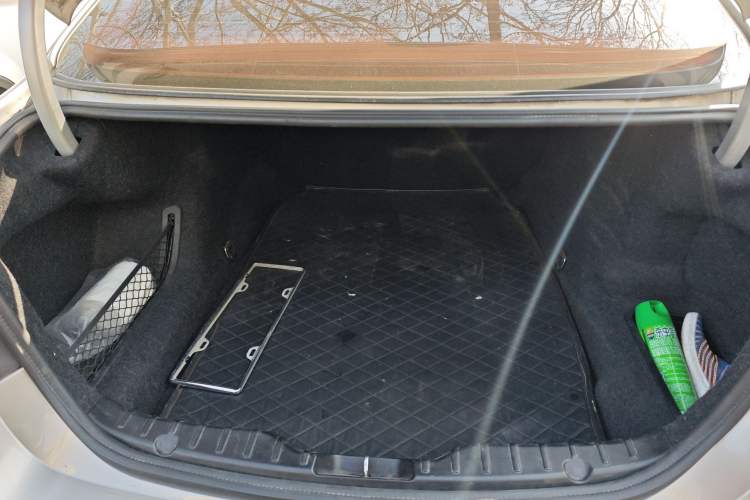 Used BMW 5 Series 2013 520Li Elegant Edition Trunk