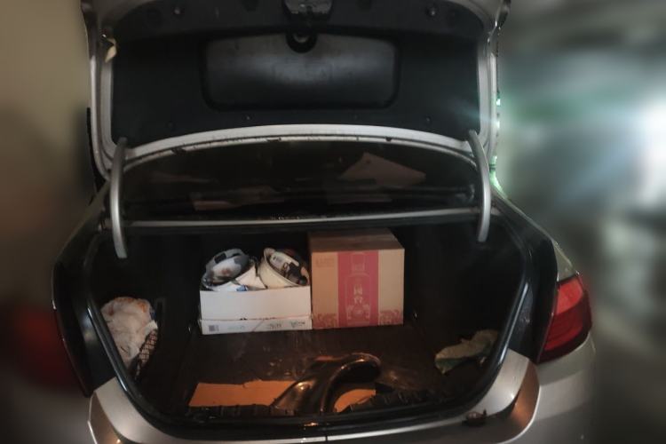 Used BMW 5 Series 2013 525Li Leading Model Trunk