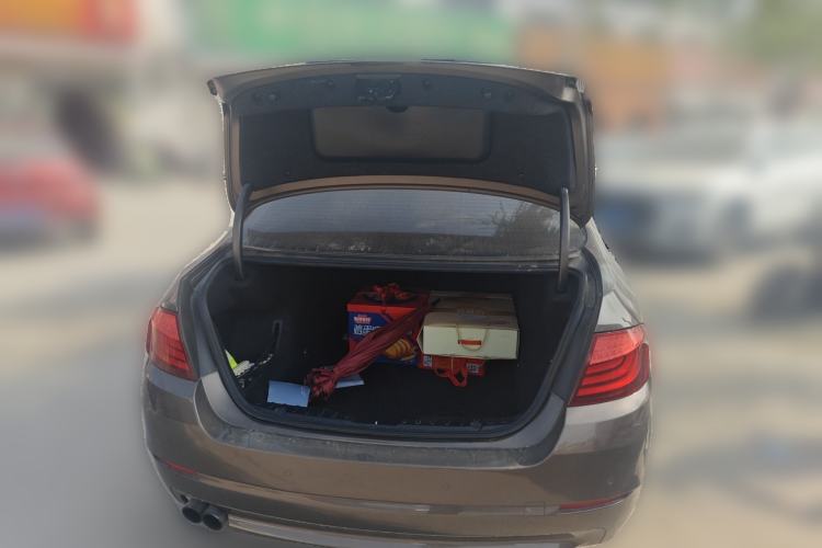 Used BMW 5 Series 2013 525Li Luxury Model Trunk