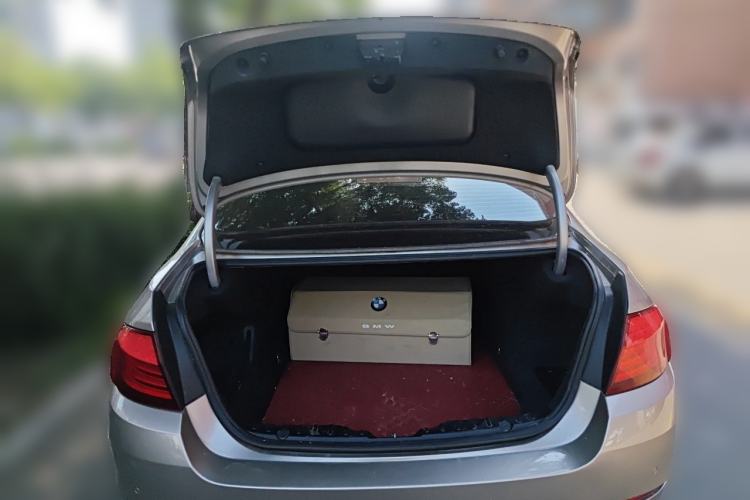 Used BMW 5 Series 2013 525Li Luxury Model Trunk