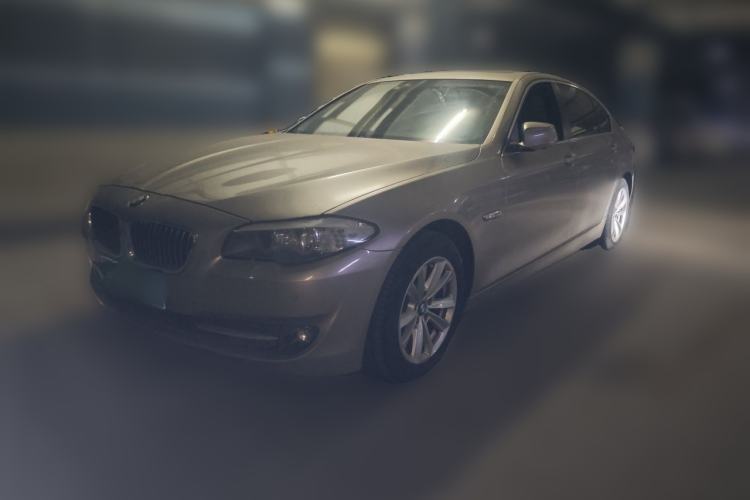 Used BMW 5 Series 2013 525Li Luxury Model Guazi used car, China used car export, Used car for sale, Used cars, Cheapest cars for sale