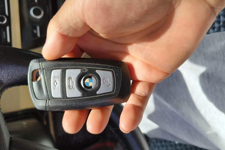 Used BMW 5 Series 2013 525Li Luxury Model Vehicle Key