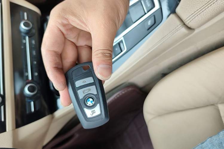 Used BMW 5 Series 2013 520Li Elegant Edition Vehicle Key
