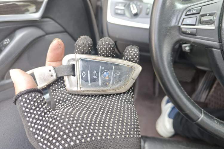 Used BMW 5 Series 2013 530Li Leading Model Vehicle Key