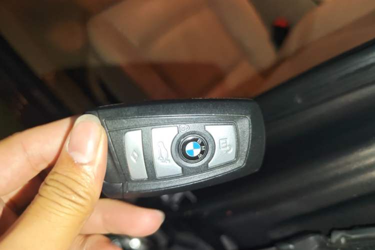 Used BMW 5 Series 2013 525Li Leading Model Vehicle Key