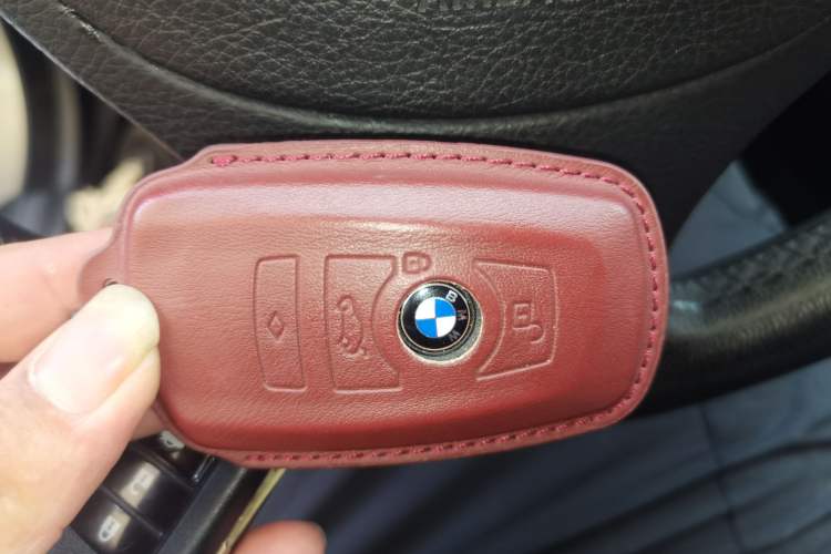 Used BMW 5 Series 2013 520i Elegant Edition Vehicle Key