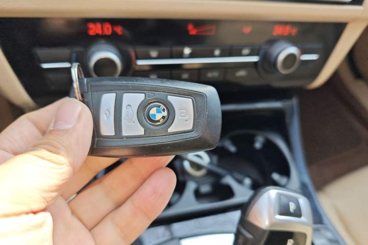 Used BMW 5 Series 2013 520Li Elegant Edition Vehicle Key