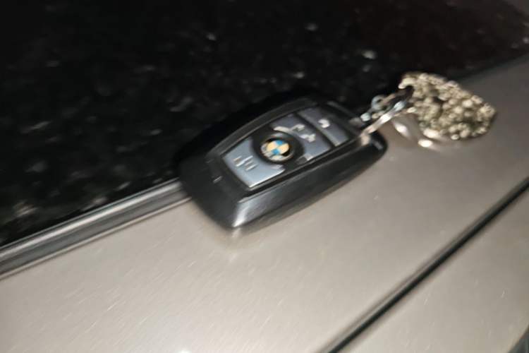 Used BMW 5 Series 2013 525Li Leading Model Vehicle Key