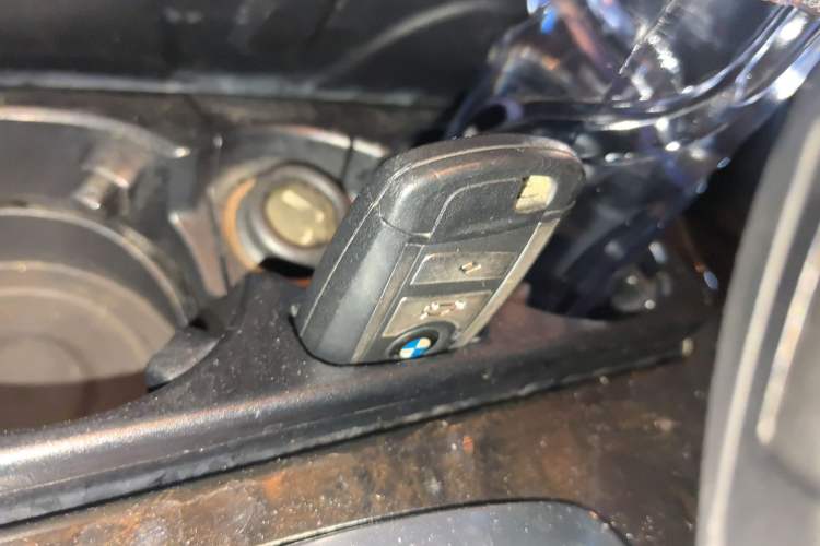 Used BMW 5 Series 2013 525Li Luxury Model Vehicle Key