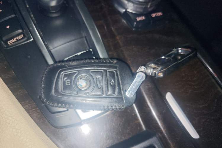 Used BMW 5 Series 2013 525Li Luxury Model Vehicle Key