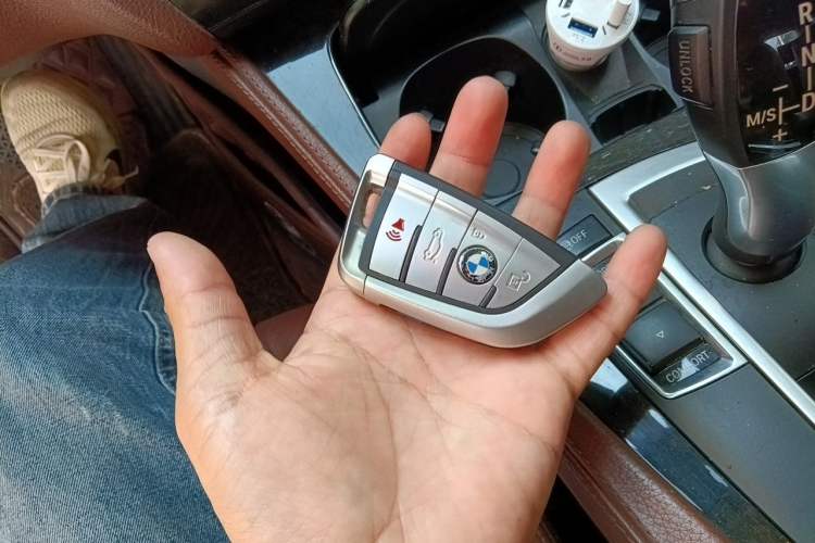 Used BMW 5 Series 2013 525Li Leading Model Vehicle Key