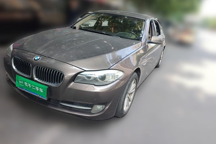 Used BMW 5 Series 2013 525Li Luxury Model Guazi used car, China used car export, Used car for sale, Used cars, Cheapest cars for sale