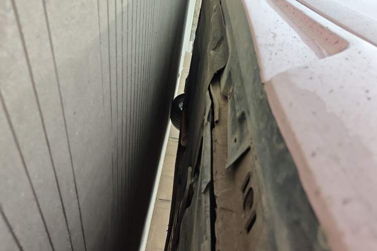Used BMW 5 Series 2013 530Li Leading Model Chassis Rear Left