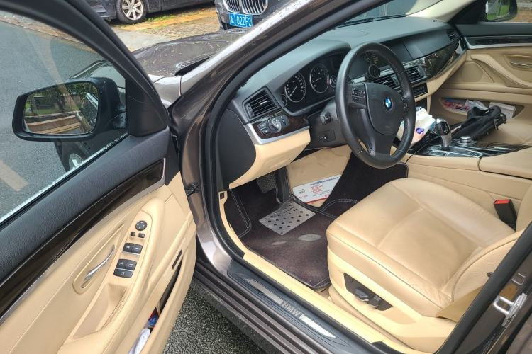 Used BMW 5 Series 2013 525Li Leading Model Driver Seat